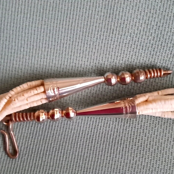 NATIVE AMERICAN 8 STRAND WHITE SHELL HESHI BEAD NECKLACE - Picture 4 of 5